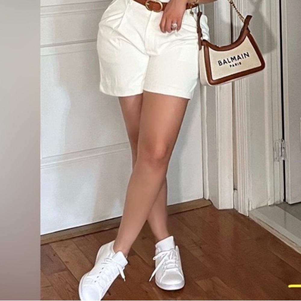 Curvy retro jean shorts